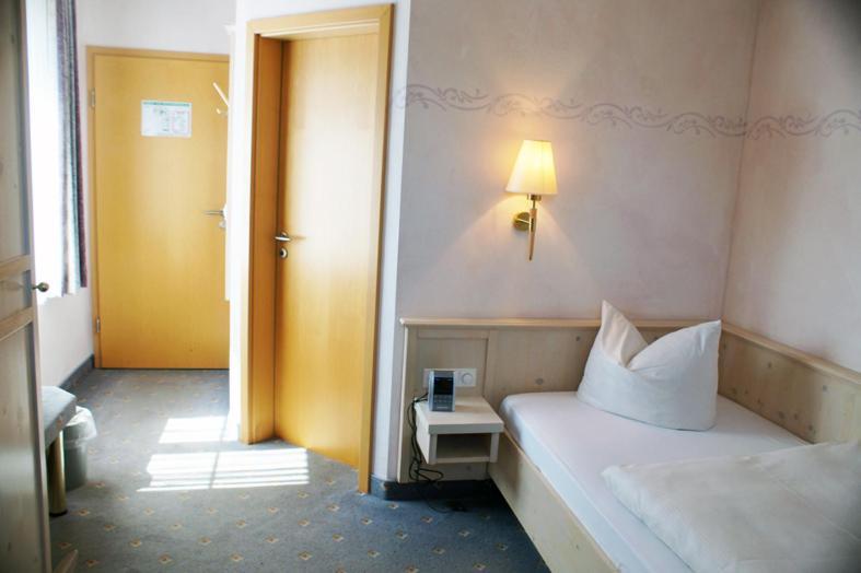 Hotel Landgasthof Hofmeier Hetzenhausen Экстерьер фото